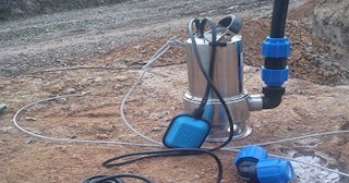 Установка дренажного насоса в Кимовске - услуги от СантехДомКмв, расценки от 3046 рублей